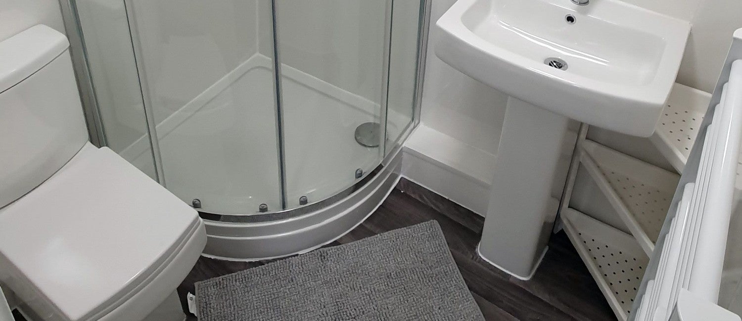 Flat North Luton Place in Cardiff
