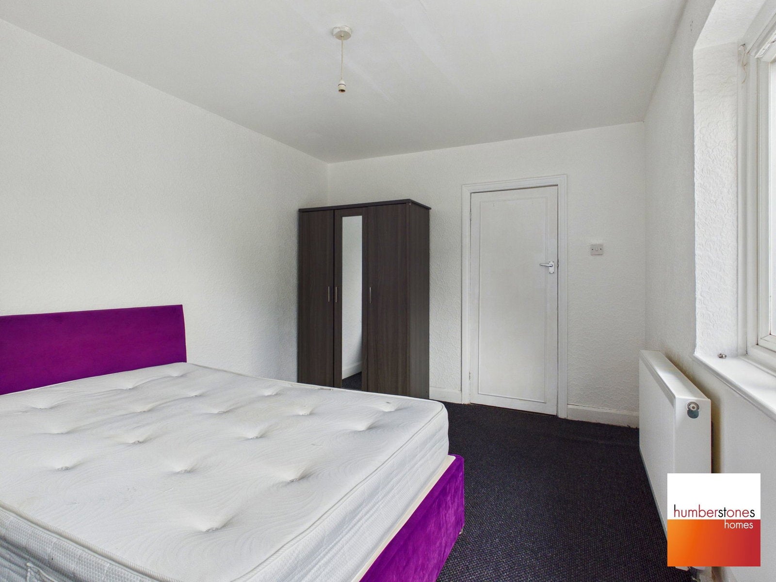 Flat Worlds End Lane in Birmingham