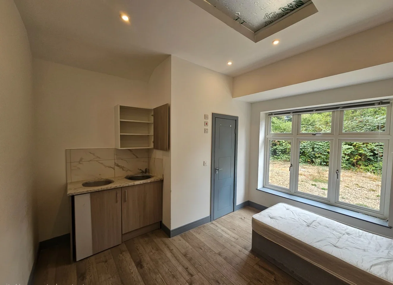 Flat Corkran Road in Greater London