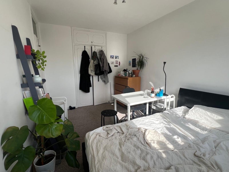 Room Weymouth Terrace in Greater London