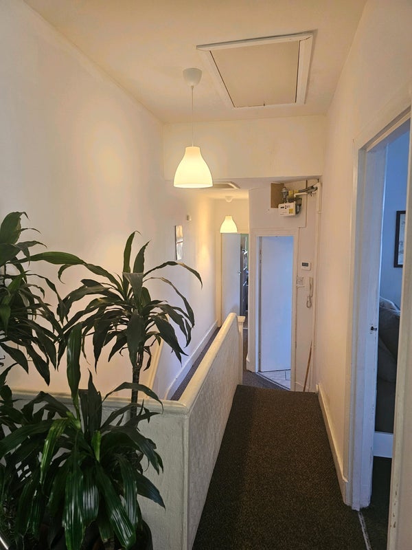 Room Engleheart Road in Greater London
