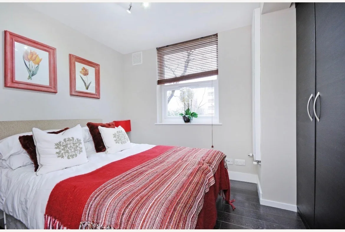 Flat Finchley Road in Greater London