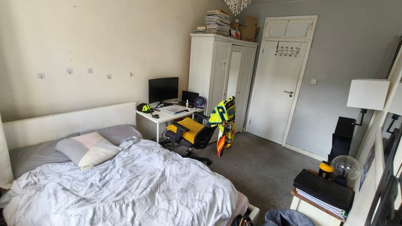 Room Victoria Way in Greater London
