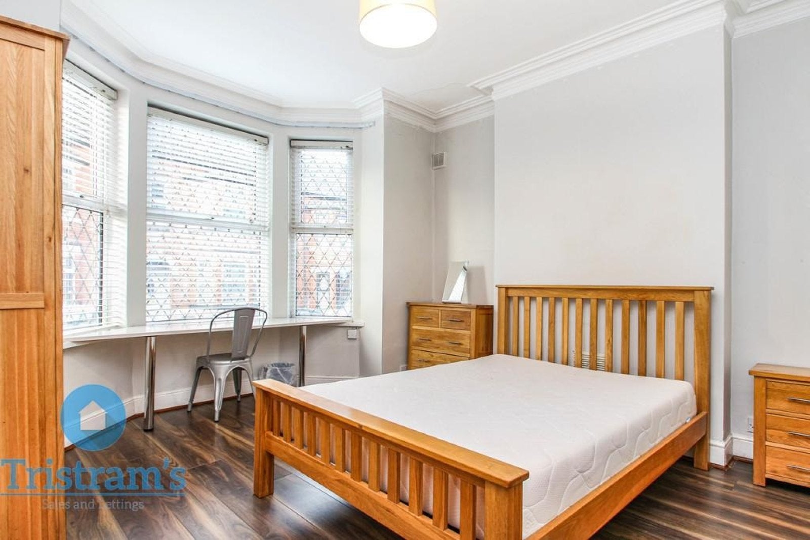 Room Kimbolton Avenue in Nottingham