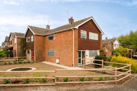 House Hawthorn Crescent in Vale of White Horse