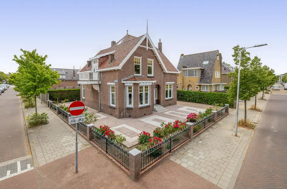 Huis Hoflaan 47 in Middelharnis