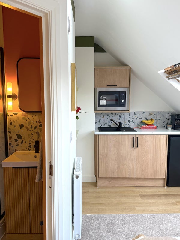 Room Weaste Lane in Salford