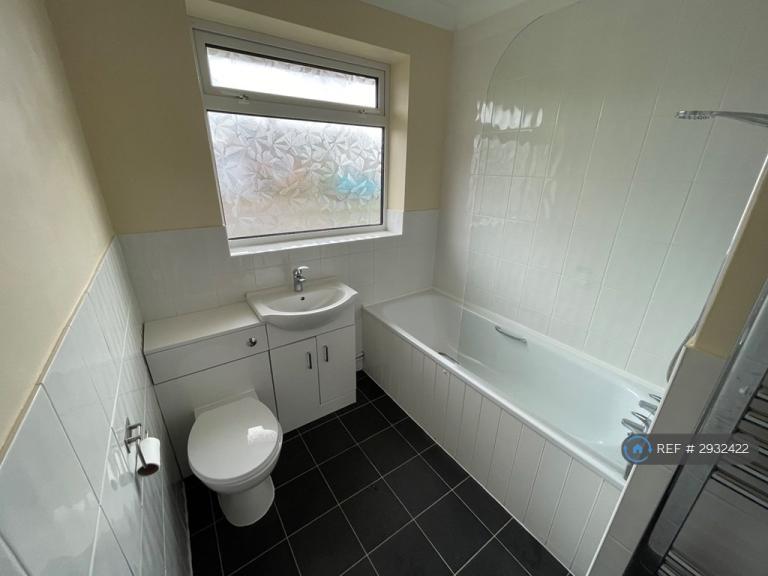House Aldous Close in Babergh
