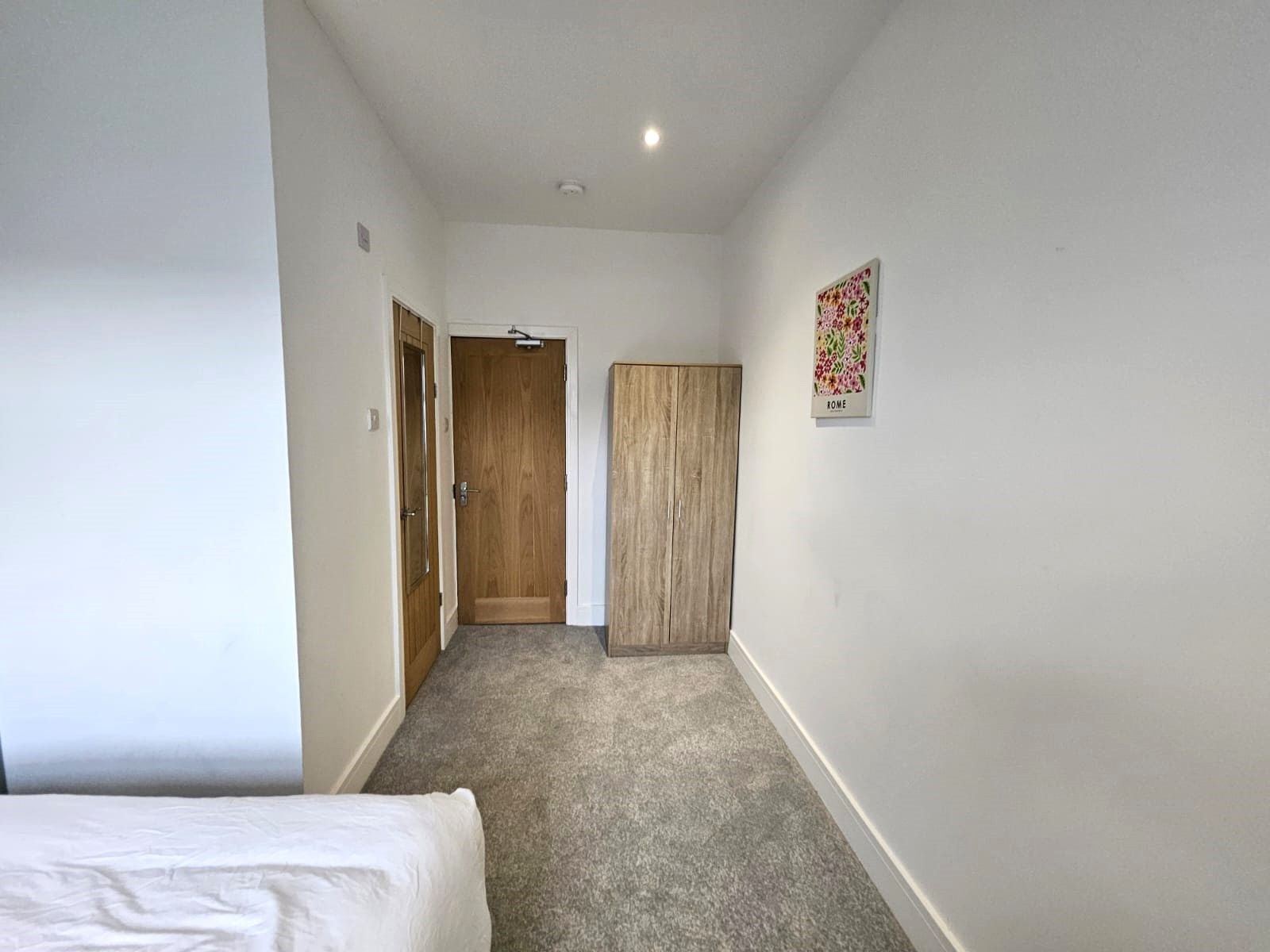 Room Bentley Road in Doncaster