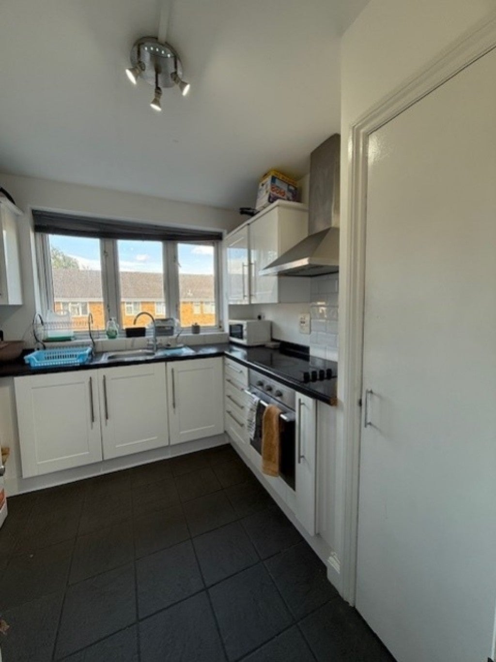 Flat Atherton Place in Greater London