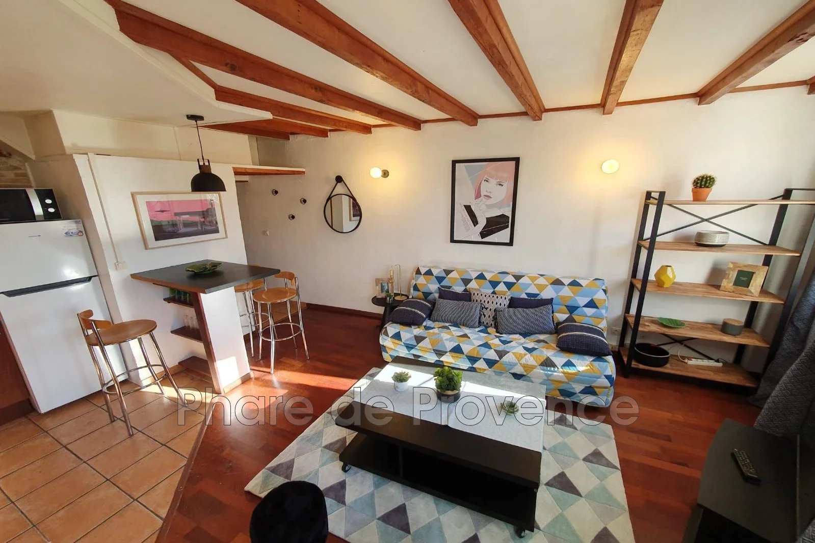 Flat Place Jules Verne in Marseille