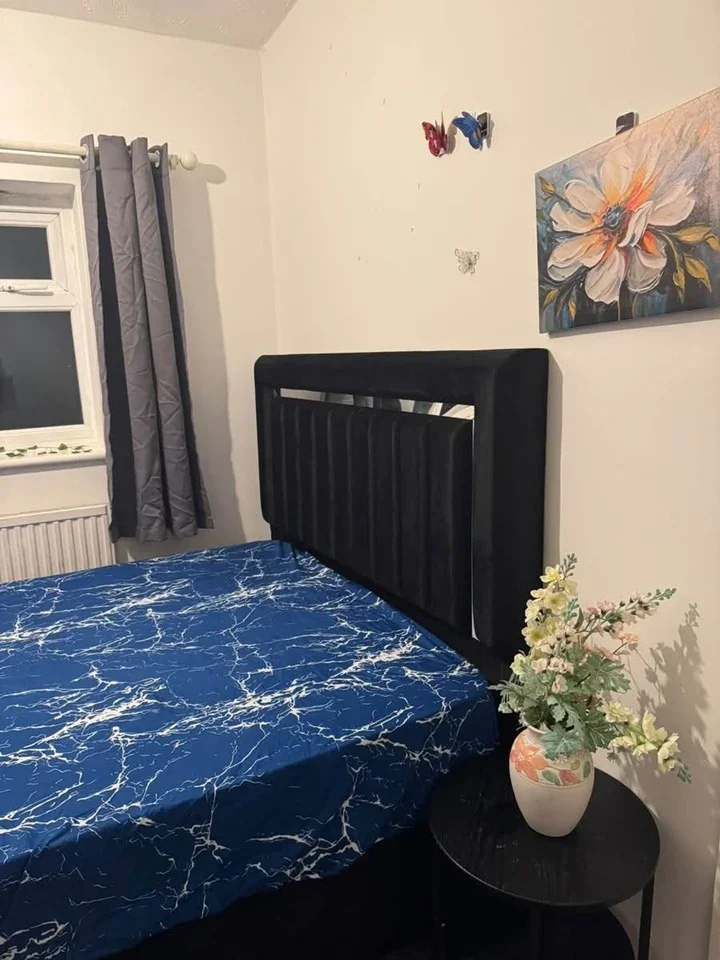 Room Denbigh Road in Greater London