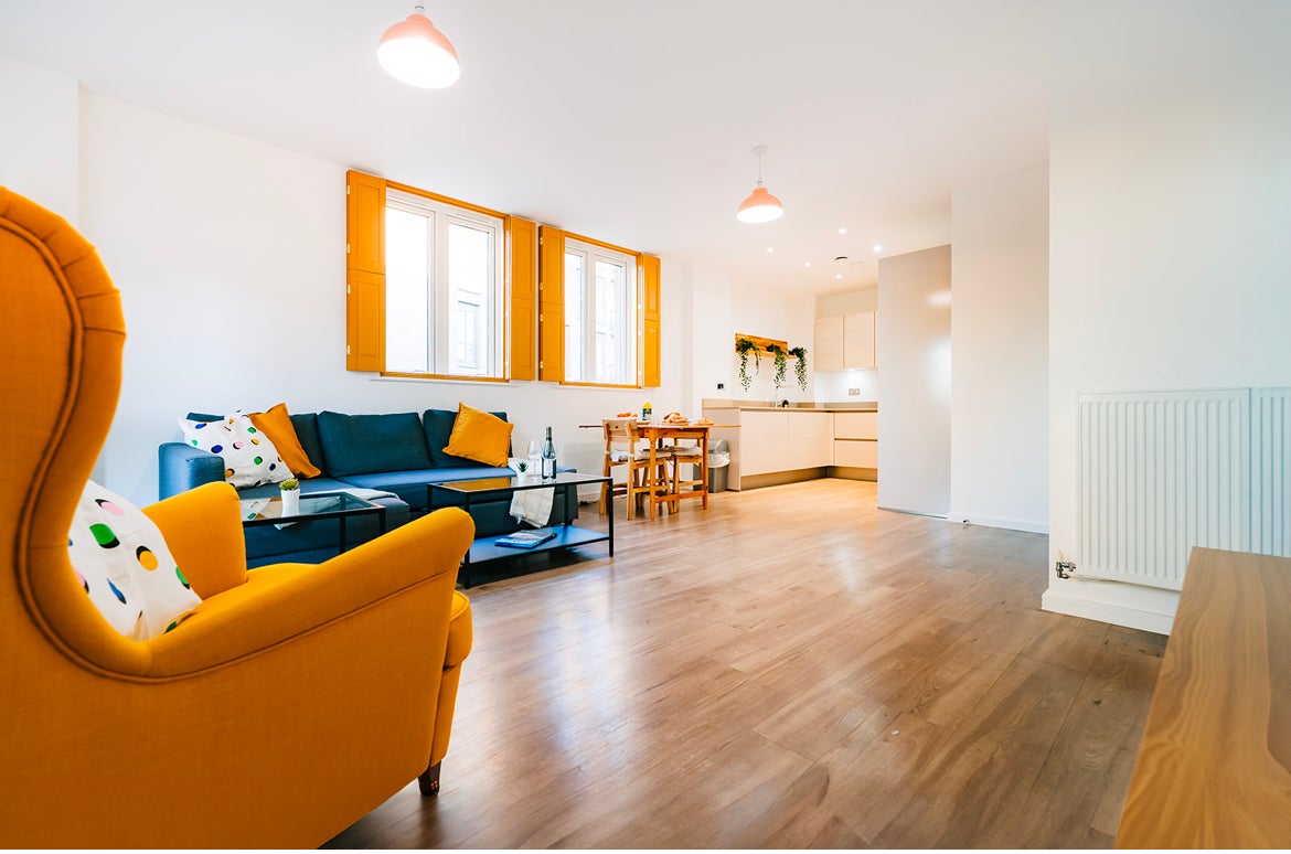 Flat Gresham Place in Greater London
