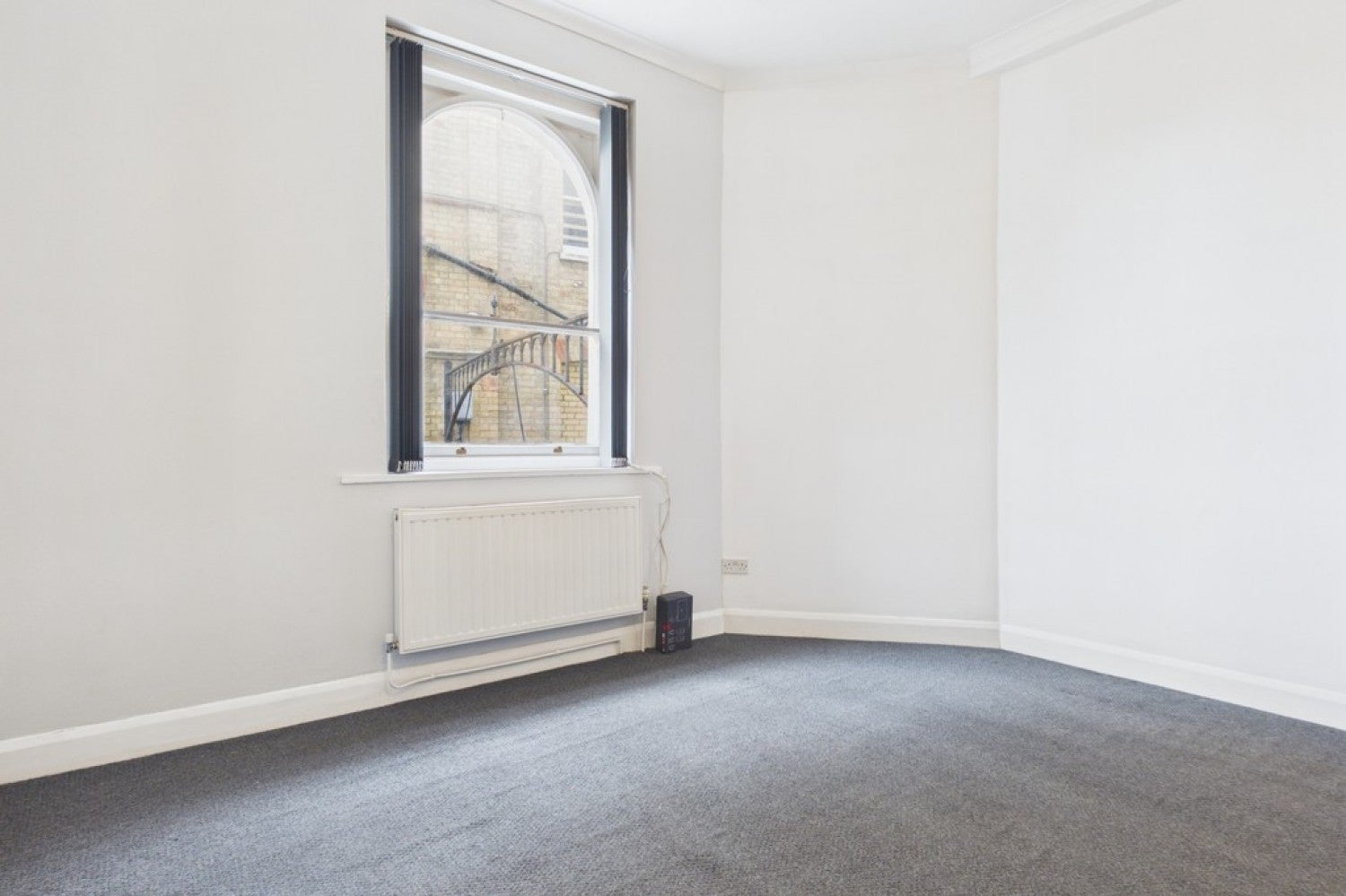 Flat Market Place in Folkestone and Hythe District