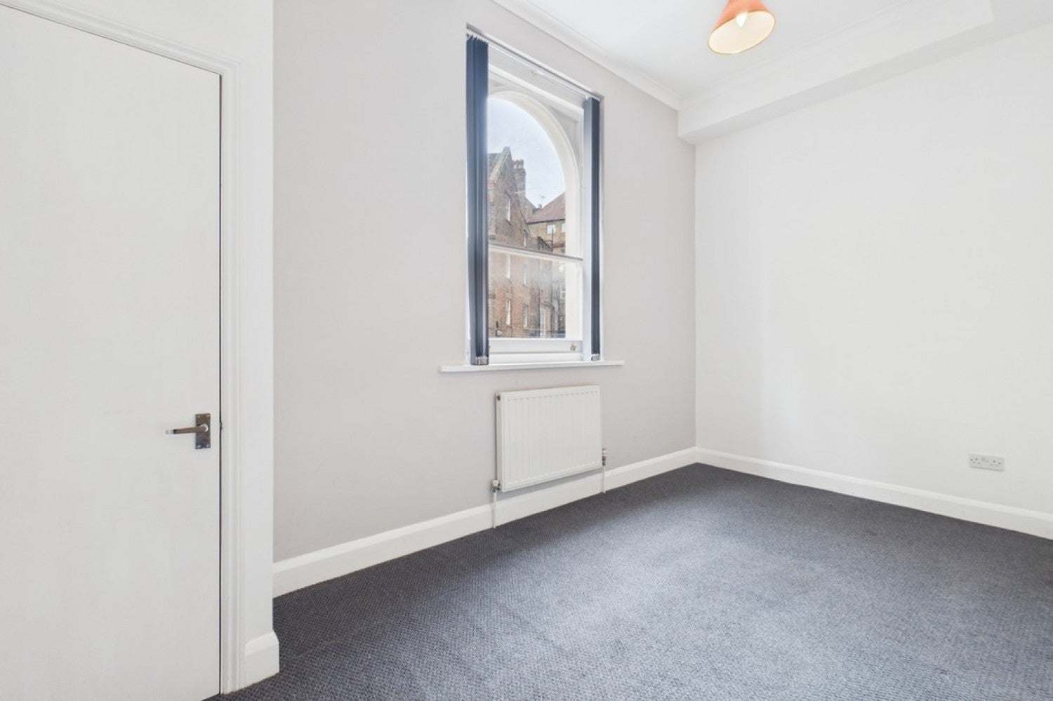 Flat Market Place in Folkestone and Hythe District