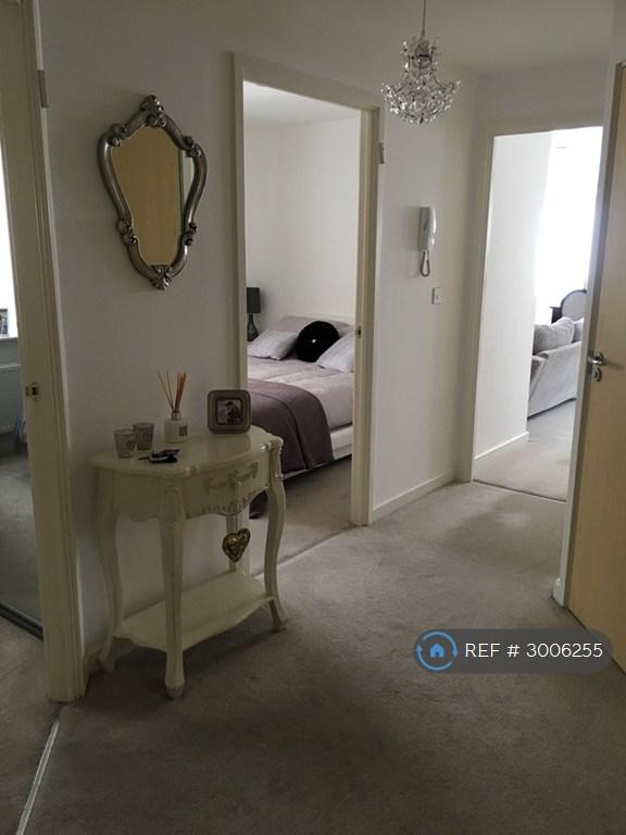 Flat Todd Close in Hertsmere