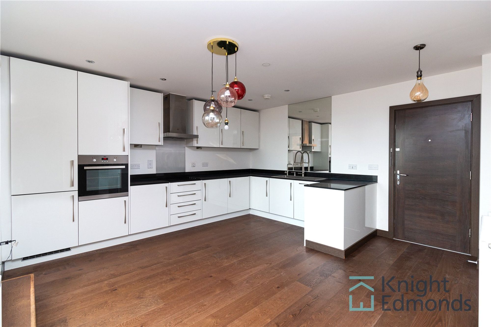 Flat Bambridge Court in Maidstone