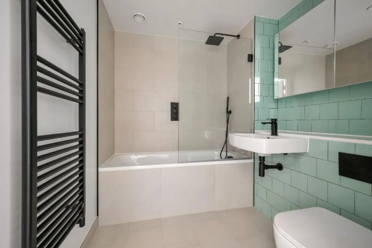 Flat Beechen Grove in Watford