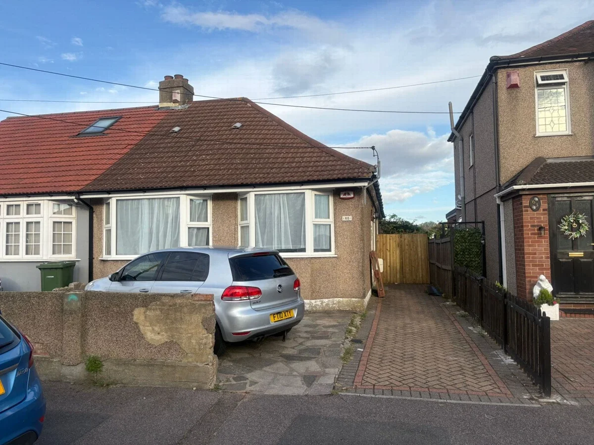 House Philip Road in Greater London