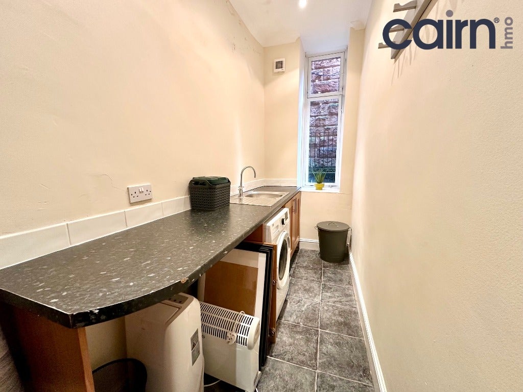 Room Cranworth Street in Glasgow