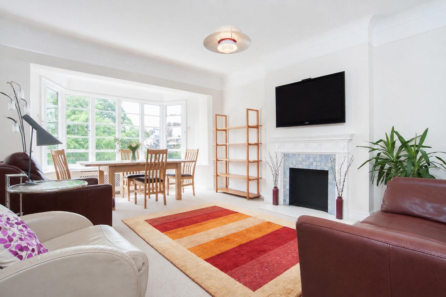 Flat Wedderburn Road in Greater London