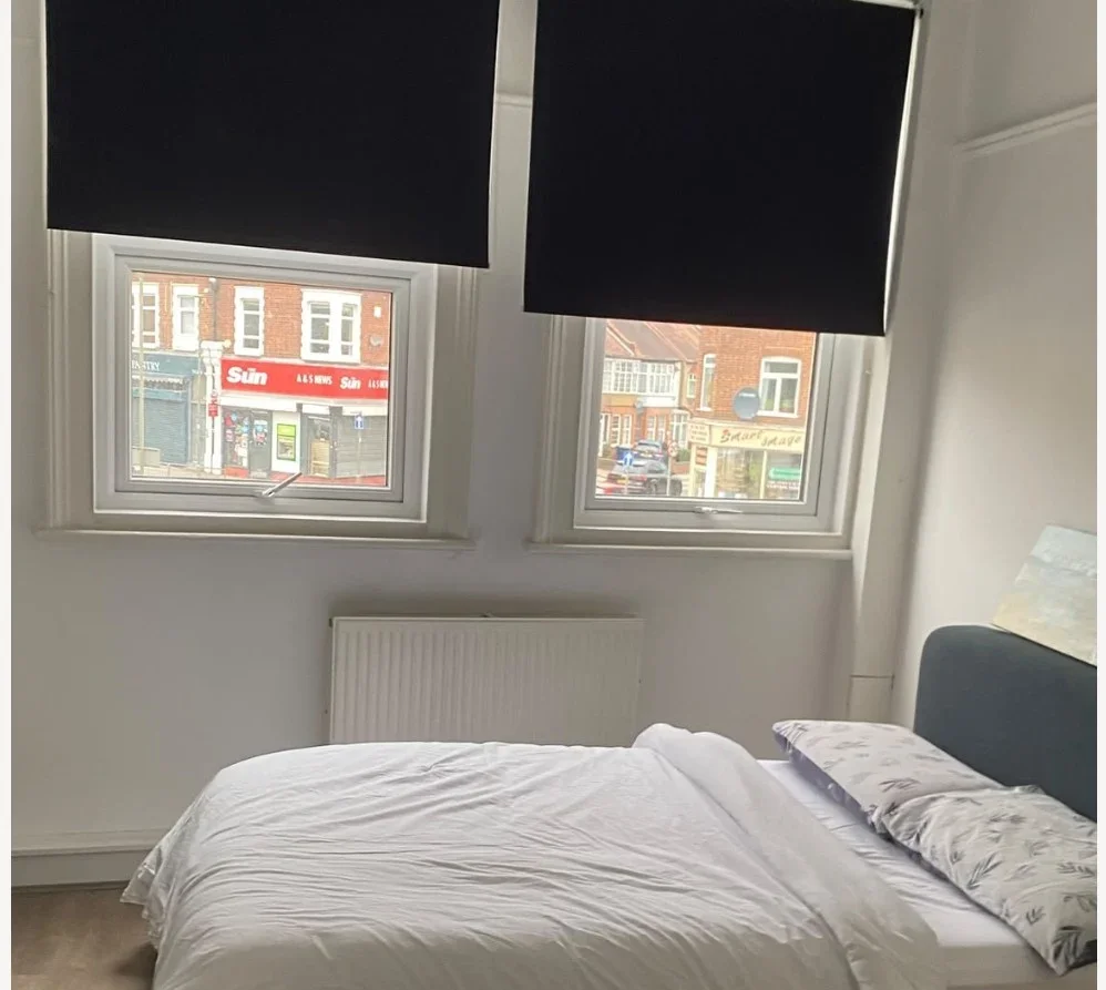 Flat Bulwer Road in Greater London