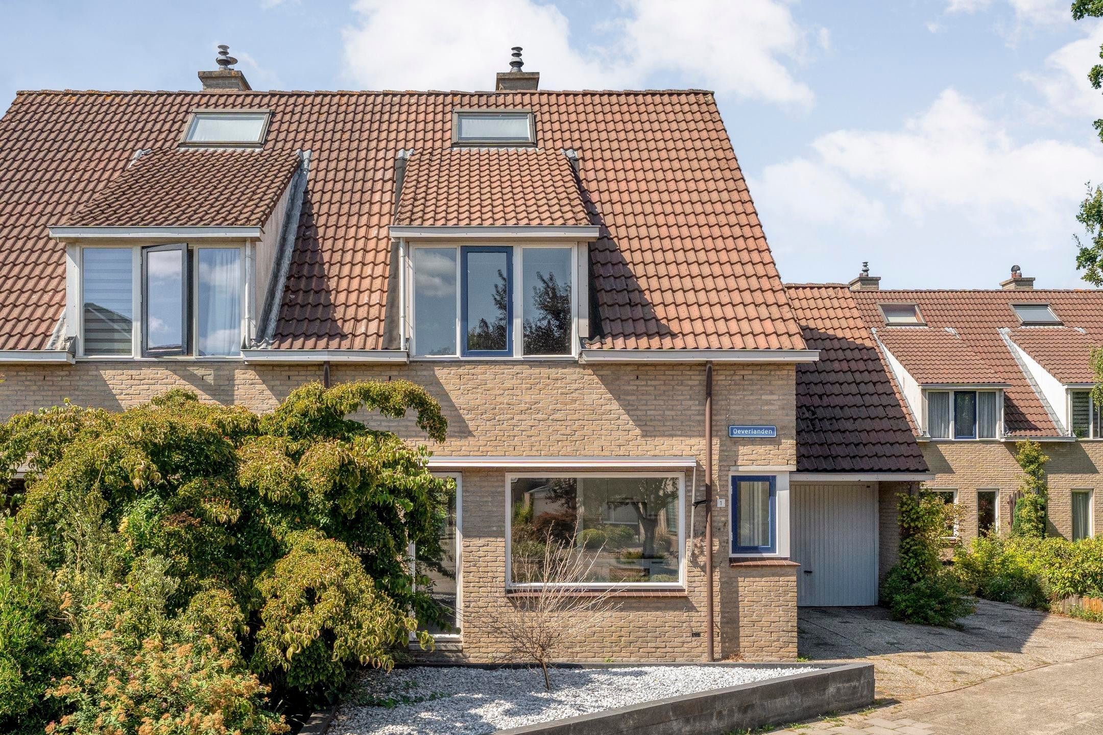 Huis Oeverlanden 1 in Steenwijk