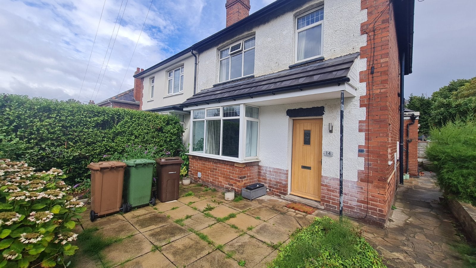 House Bowling Avenue in Wakefield