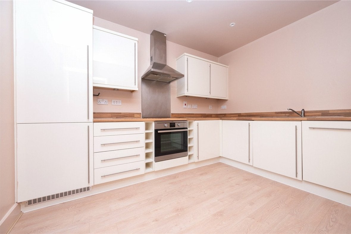 Flat Charrington Place in St Albans