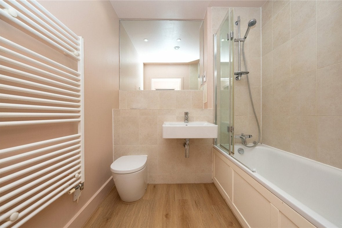 Flat Charrington Place in St Albans