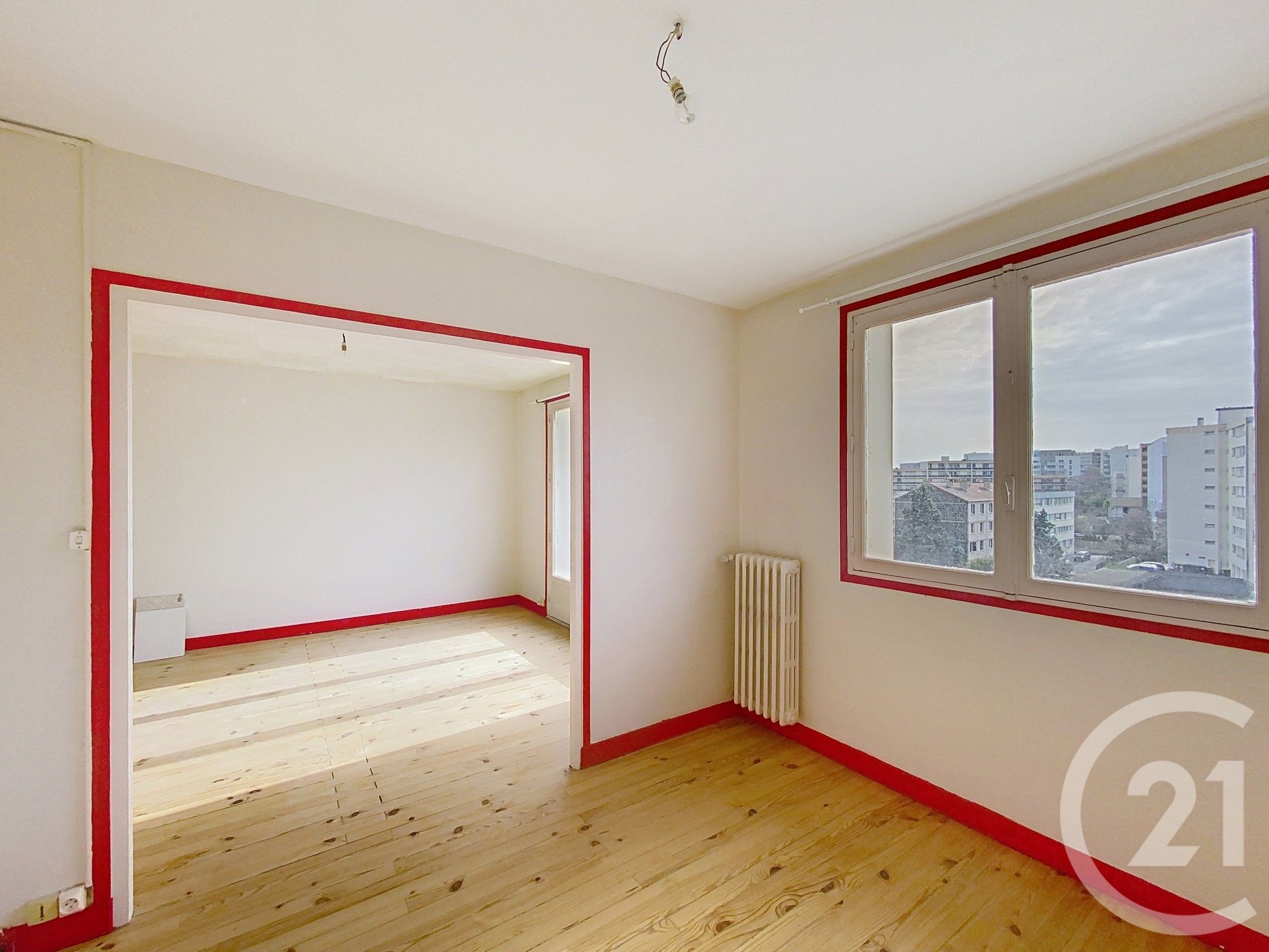 Flat Place de Jaude in Clermont-Ferrand