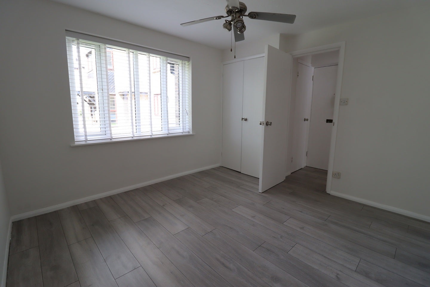 Flat Chalkstone Close in Greater London