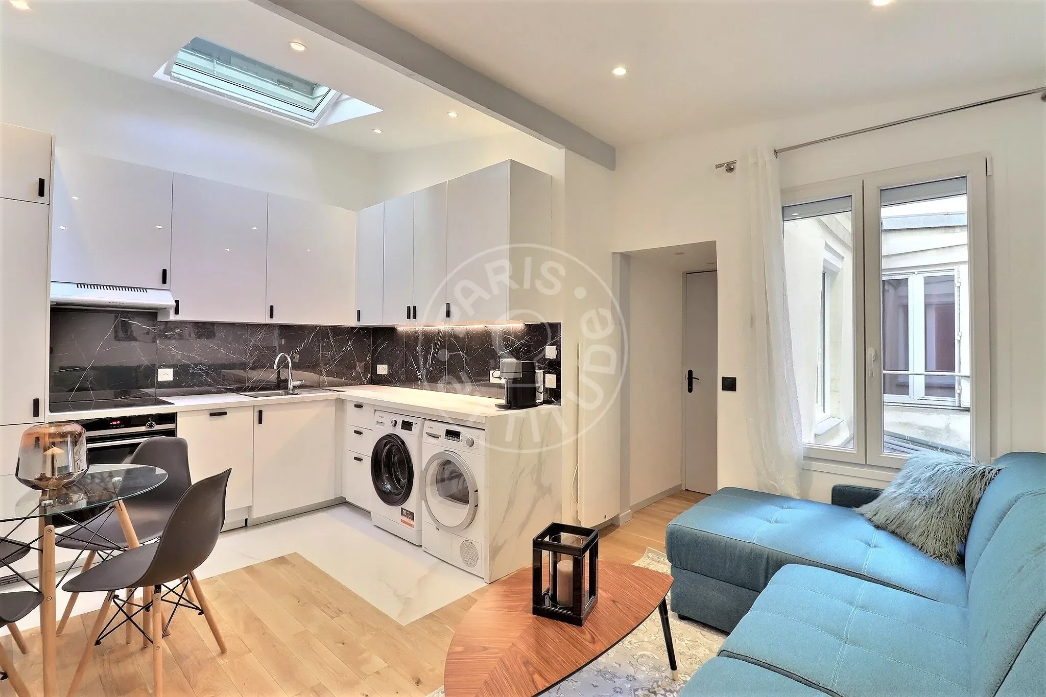 Appartement Rue Duvivier à Paris