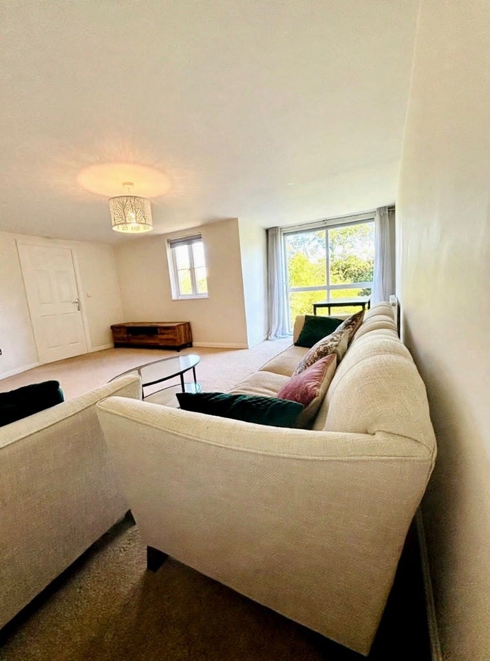 Flat Kidman Close in Greater London