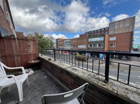 Flat Sidwell Street in Exeter