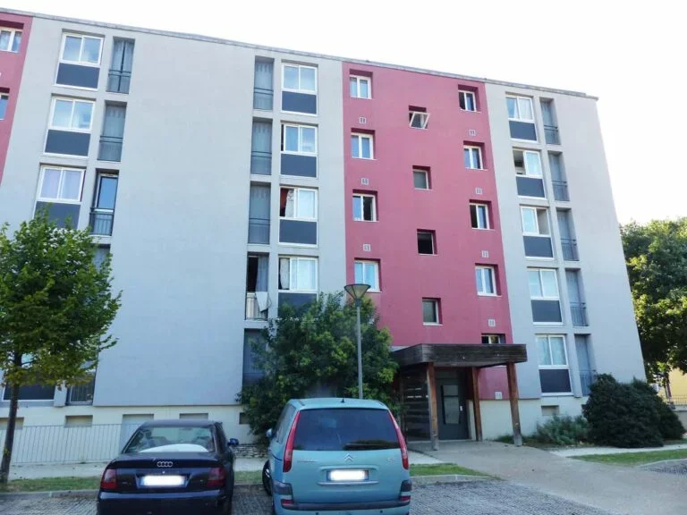 Appartement Rue Hector Berlioz à Pierrelatte
