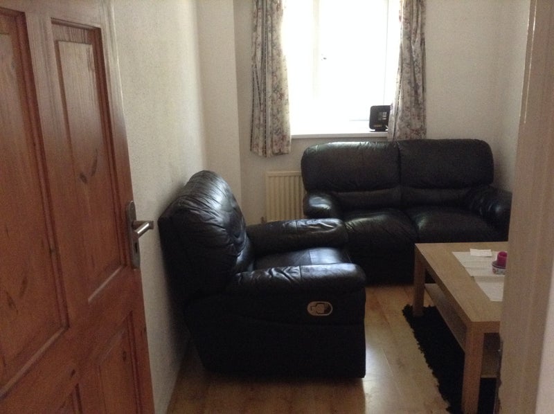 Room Basingdon Way in Greater London