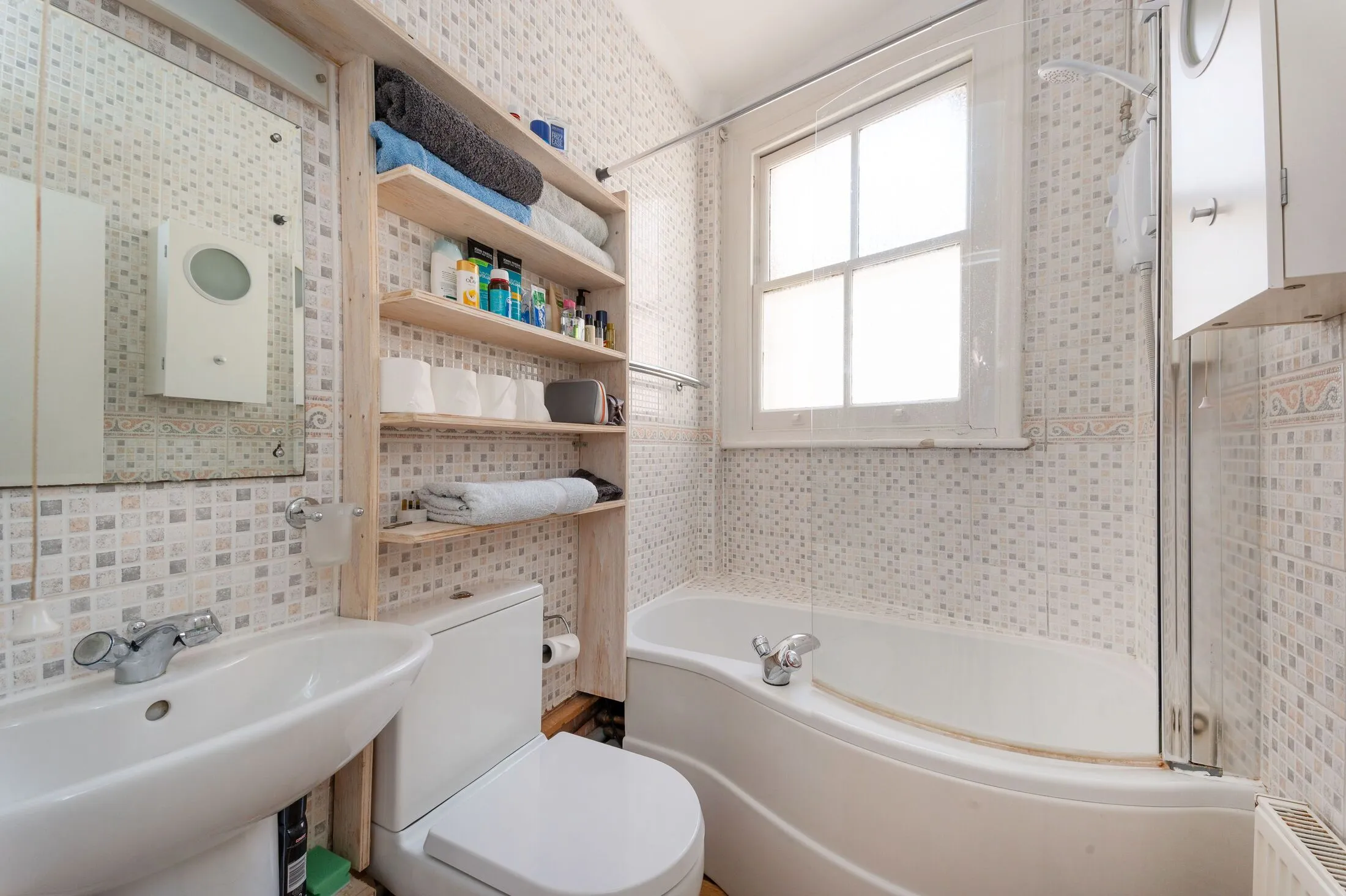 Flat Barley Mow Passage in Greater London