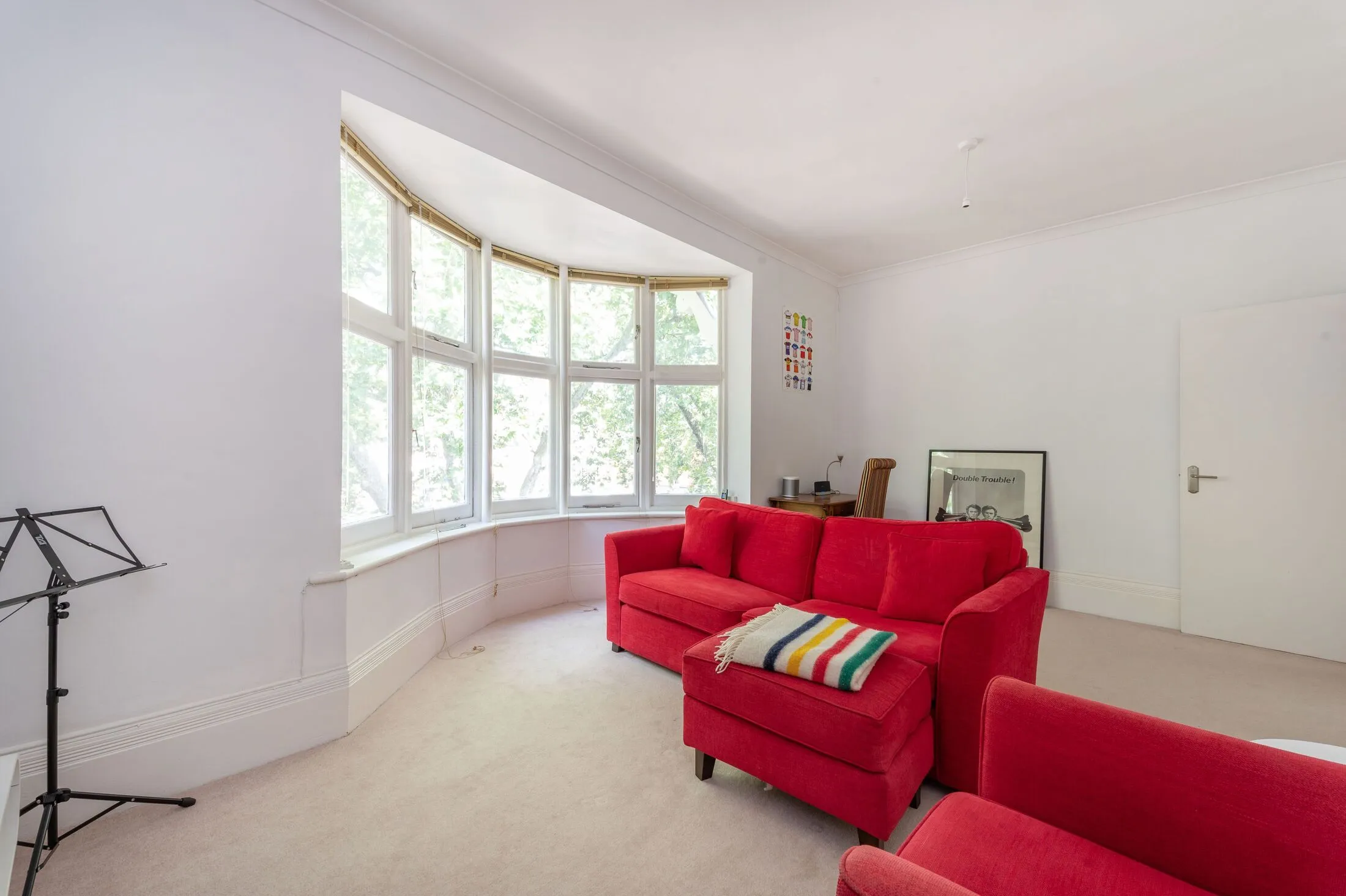 Flat Barley Mow Passage in Greater London