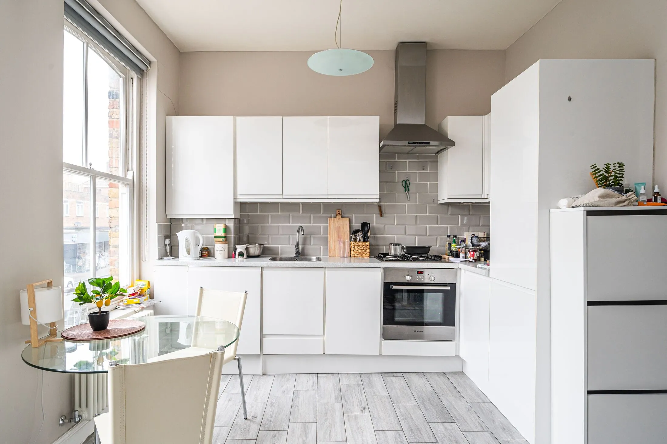 Flat Caledonian Road in Greater London