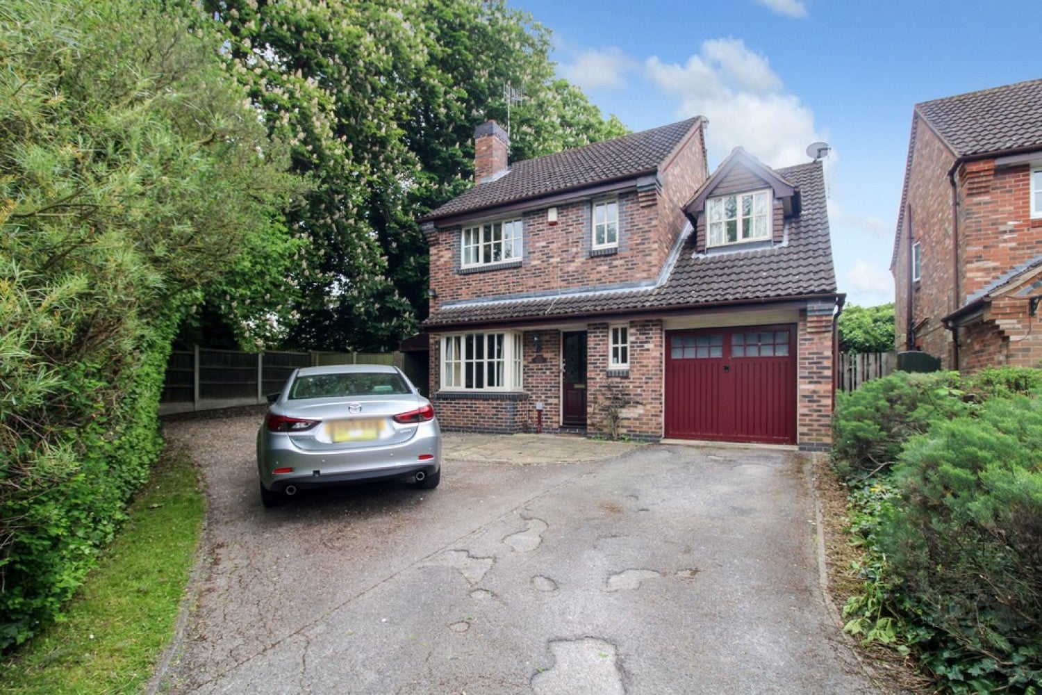 House Woodthorpe Drive in Nottingham