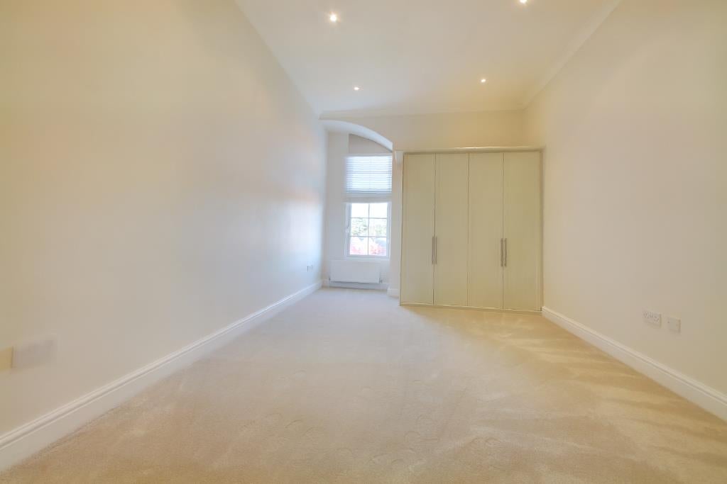 Flat Goldring Way in St Albans