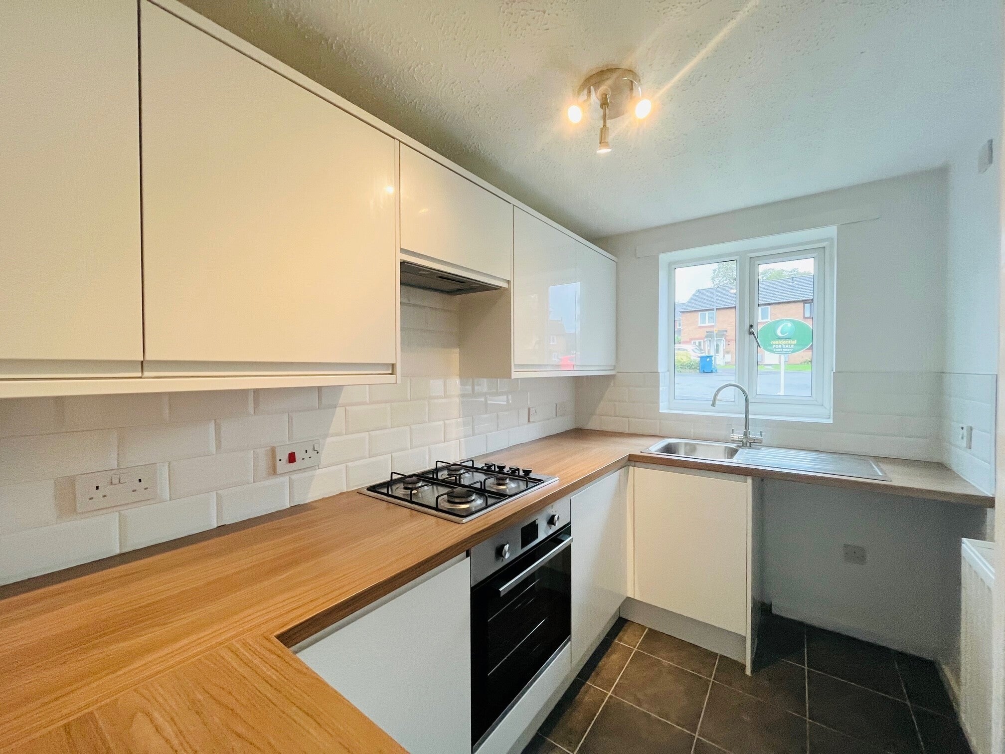 House Winchester Close in Lichfield