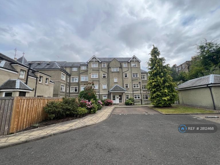 Flat Upper Gray Street in City of Edinburgh