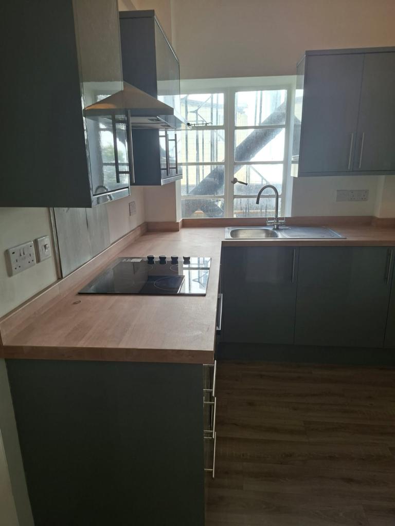 Flat Sandgate Road in Folkestone and Hythe District
