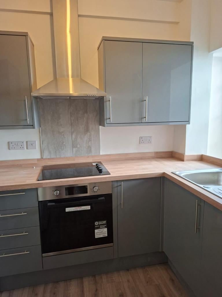 Flat Sandgate Road in Folkestone and Hythe District