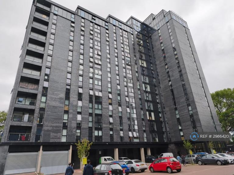 Flat Seymour Grove in Manchester