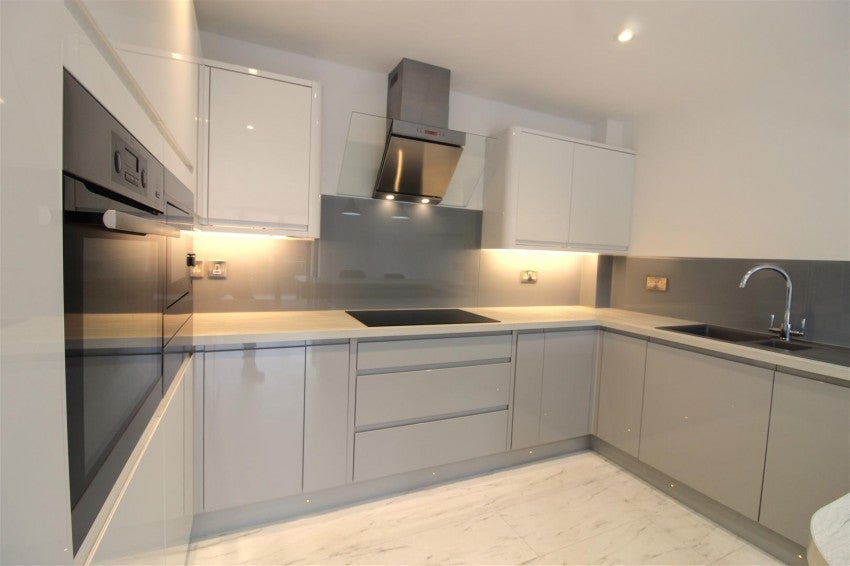 House Platnam Grove in Kirklees