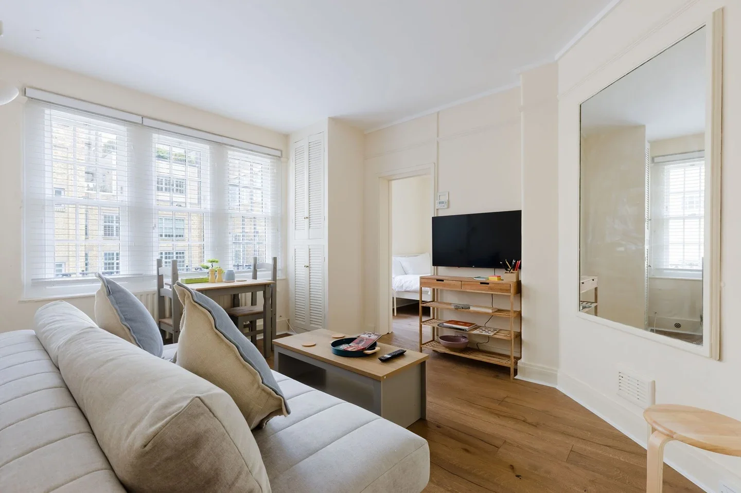 Flat Marshall Street in City of Westminster