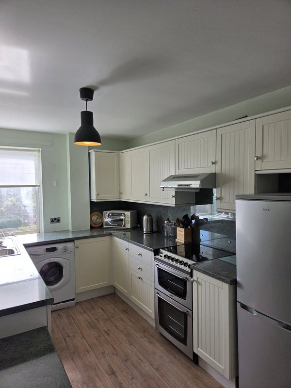 Flat Grantully Place in City of Edinburgh